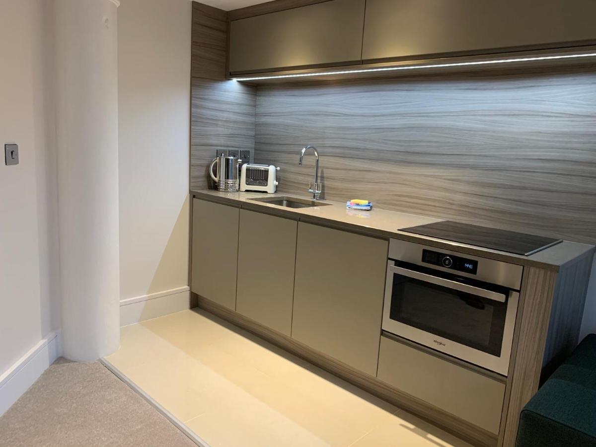 Riverside Studio Apartments Close To City Centre York Exterior photo